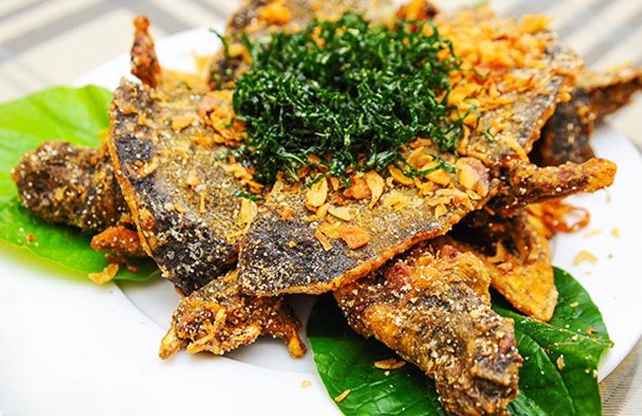 Cá mặt quỷ rang muối